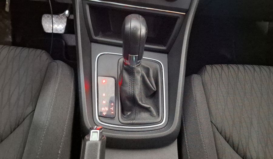 Seat Leon 1.4 TSI STYLE 140HP DSG Hatchback 2015