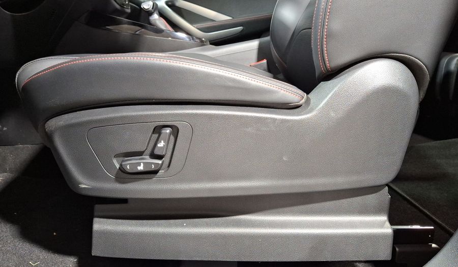 Chevrolet Captiva 1.5 PREMIER BLACK EDITION D CVT Suv 2025