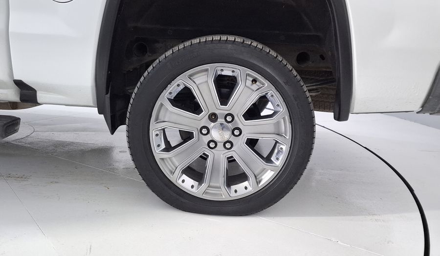 Gmc Sierra 6.2 DENALI E AT 4WD Pickup 2017