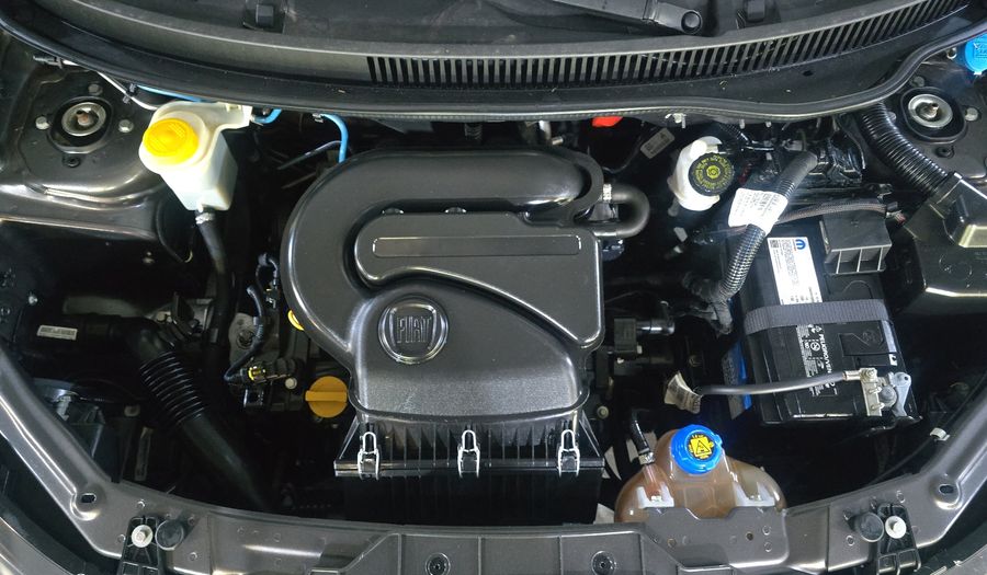 Fiat Mobi 1.0 TREKKING Hatchback 2024