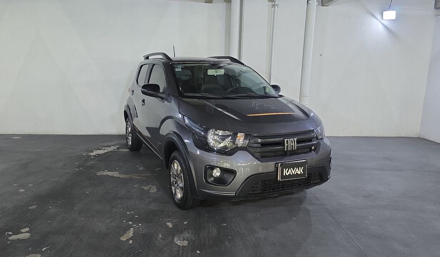 Fiat Mobi 1.0 TREKKING Hatchback 2024