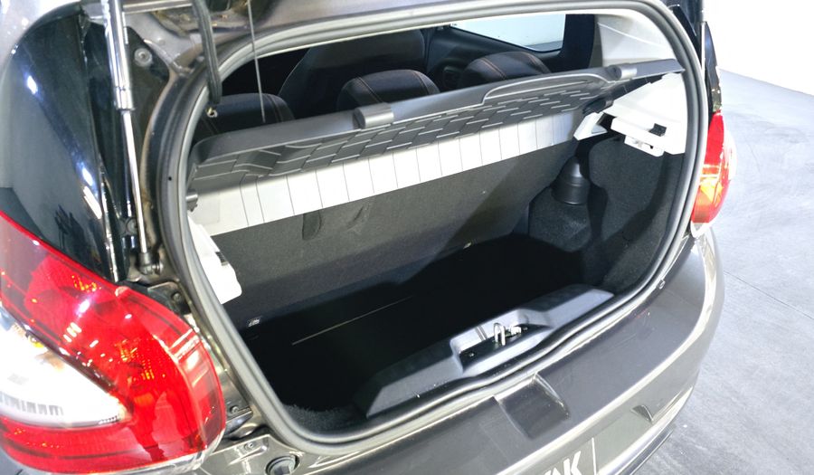 Fiat Mobi 1.0 TREKKING Hatchback 2024