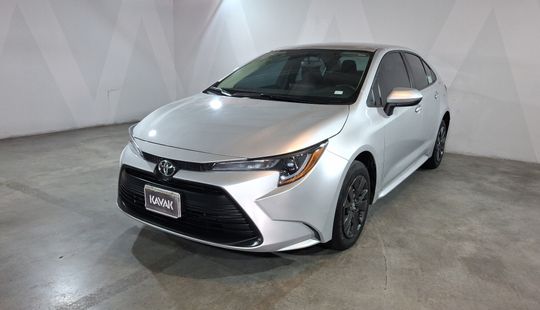 Toyota • Corolla