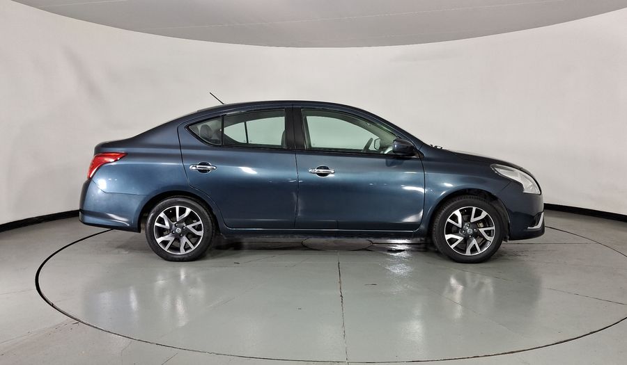 Nissan Versa 1.6 EXCLUSIVE AUTO Sedan 2017