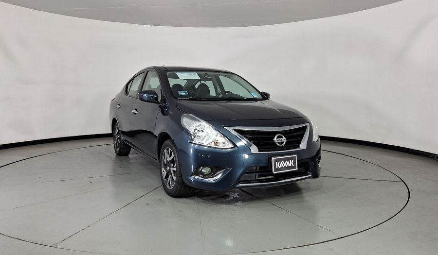 Nissan Versa 1.6 EXCLUSIVE AUTO Sedan 2017