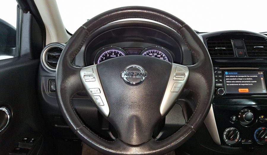 Nissan Versa 1.6 EXCLUSIVE AUTO Sedan 2017
