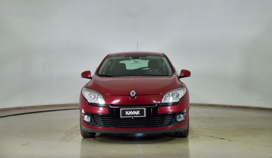 Renault Megane 2.0 16V DYNAMIQUE Hatchback 2014