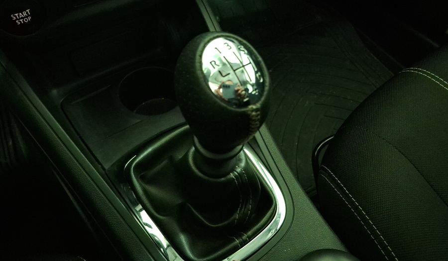 Renault Megane 2.0 16V DYNAMIQUE Hatchback 2014