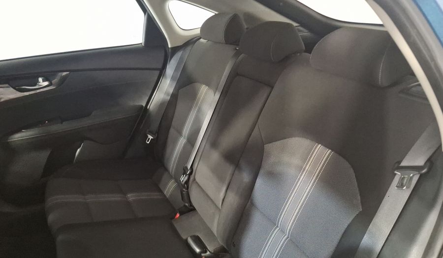 Kia Forte 2.0 EX IVT Hatchback 2022