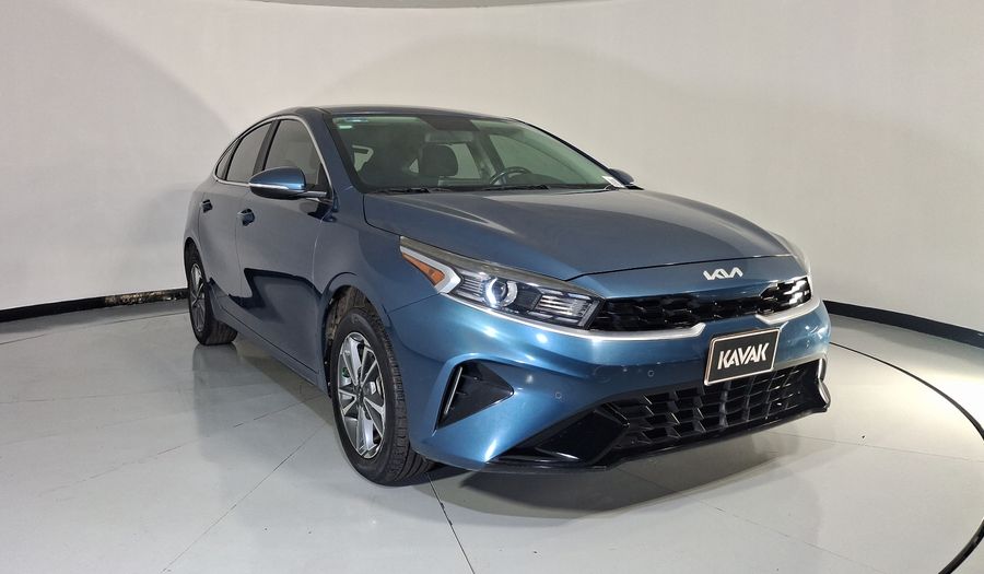 Kia Forte 2.0 EX IVT Hatchback 2022