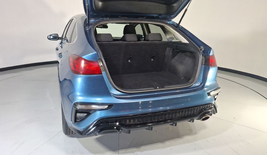 Kia Forte 2.0 EX IVT Hatchback 2022