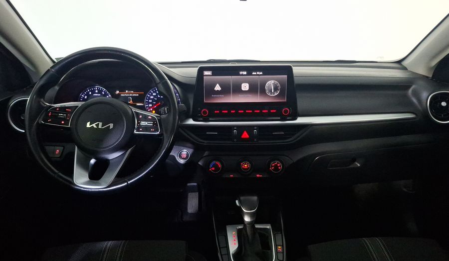 Kia Forte 2.0 EX IVT Hatchback 2022