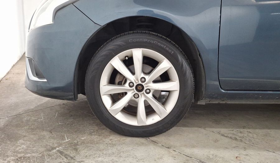 Nissan Versa 1.6 ADVANCE TM AC Sedan 2016