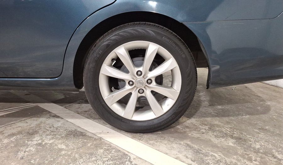 Nissan Versa 1.6 ADVANCE TM AC Sedan 2016