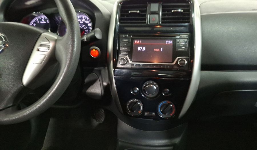 Nissan Versa 1.6 ADVANCE TM AC Sedan 2016