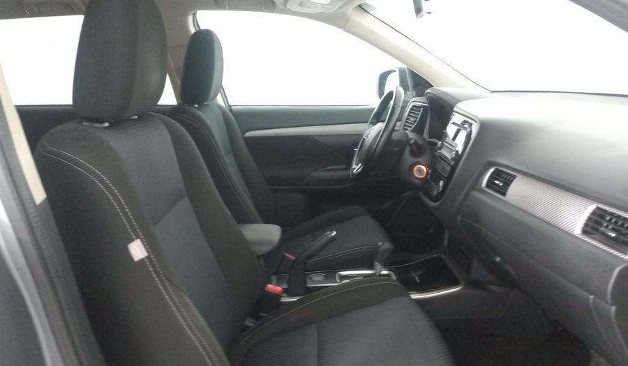 Mitsubishi Outlander 2.4 ES Suv 2017