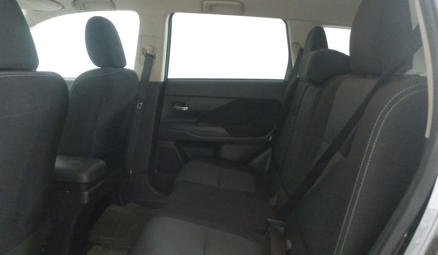 Mitsubishi Outlander 2.4 ES Suv 2017