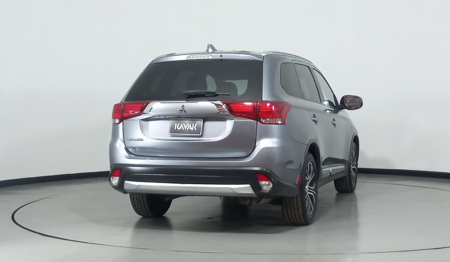 Mitsubishi Outlander 2.4 ES Suv 2017