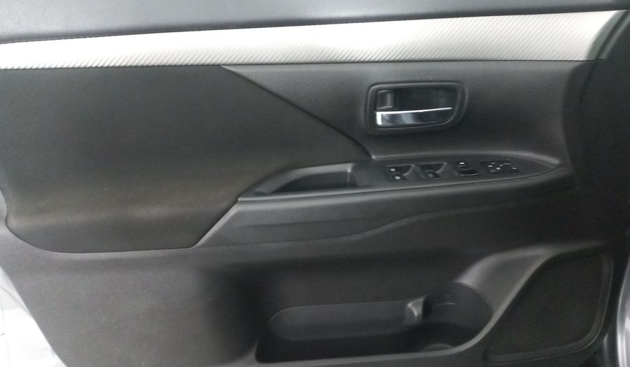 Mitsubishi Outlander 2.4 ES Suv 2017