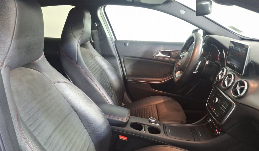 Mercedes Benz Clase Gla 2.0 GLA 250 CGI SPORT Suv 2017