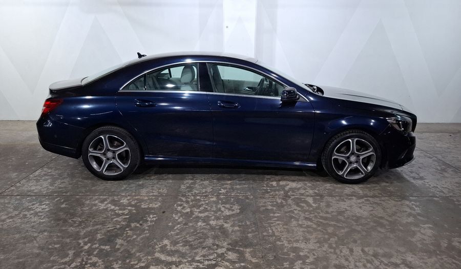 Mercedes Benz Clase Cla 1.6 CLA 200 SPORT AT Coupe 2017