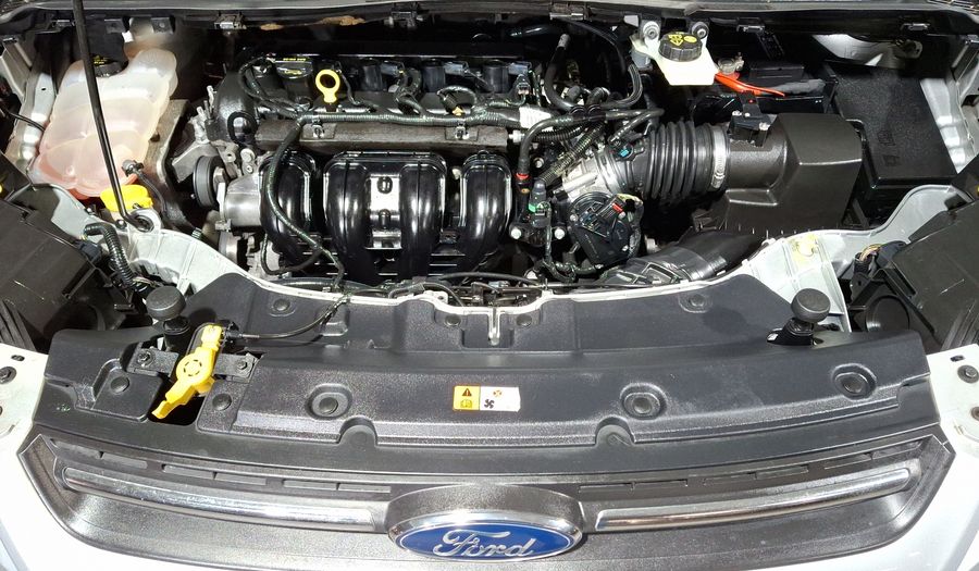 Ford Escape 2.5 TREND ADVANCE I4 AT Suv 2015