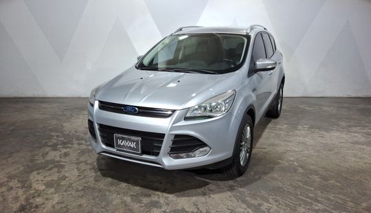 Ford • Escape