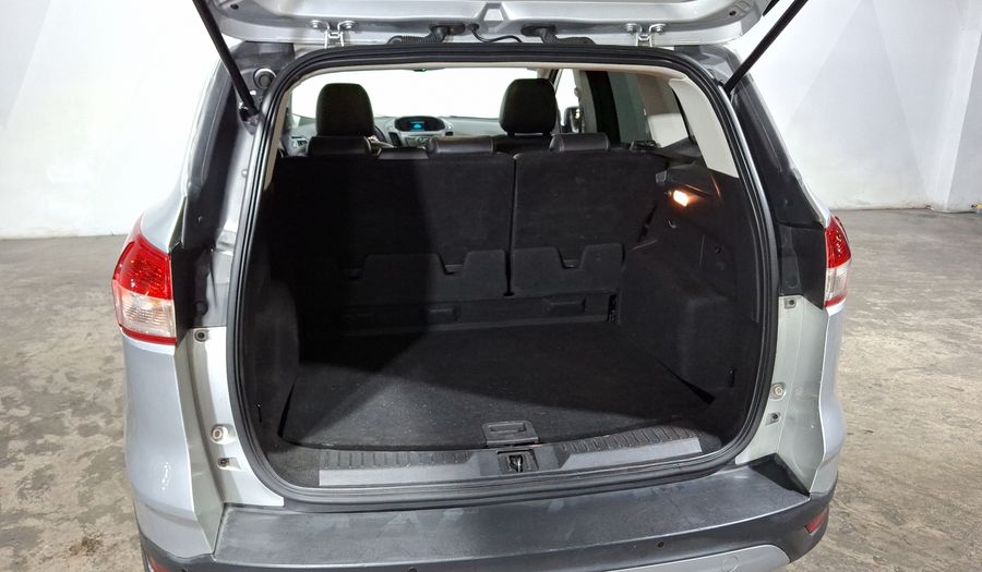 Ford Escape 2.5 TREND ADVANCE I4 AT Suv 2015