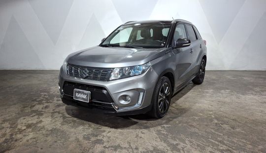 Suzuki • Vitara