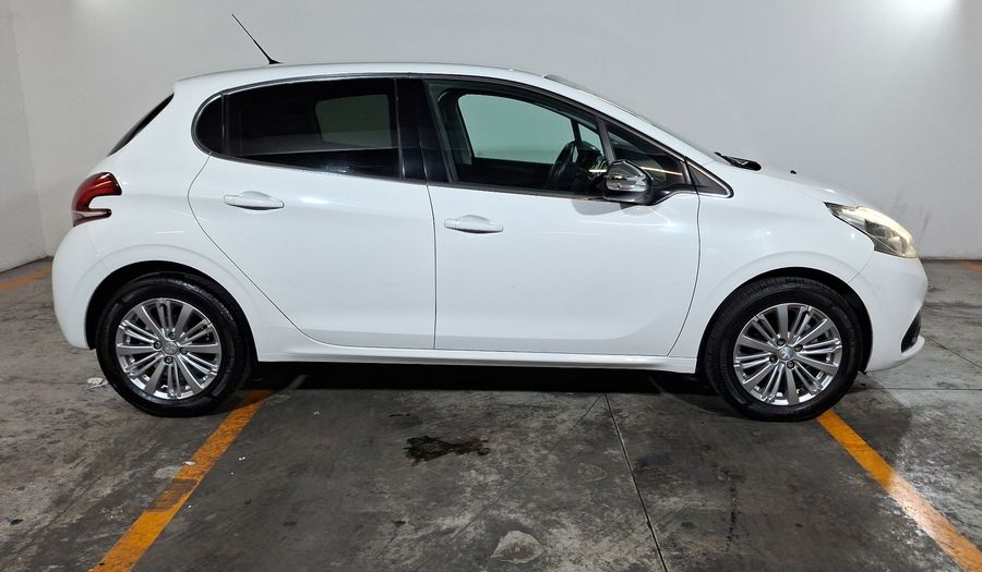 Peugeot 208 1.2 ALLURE PURETECH Hatchback 2020