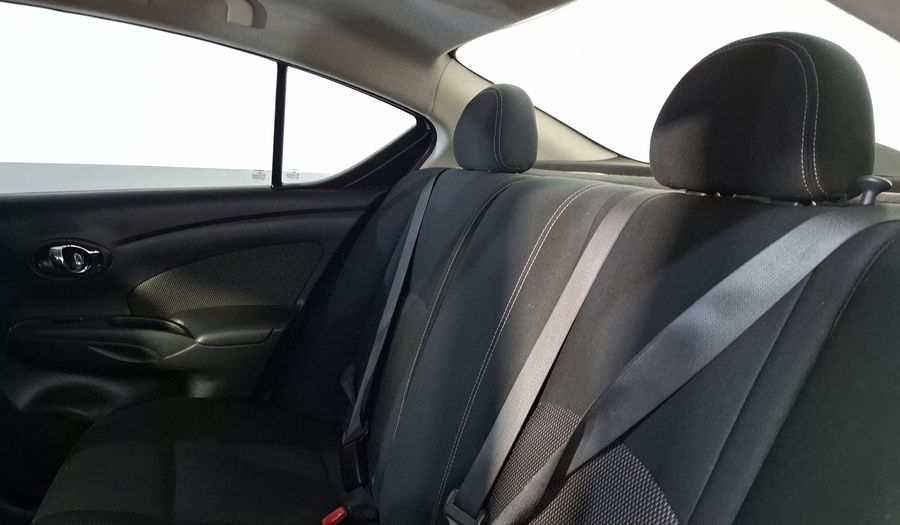 Nissan Versa 1.6 ADVANCE TA AC Sedan 2016