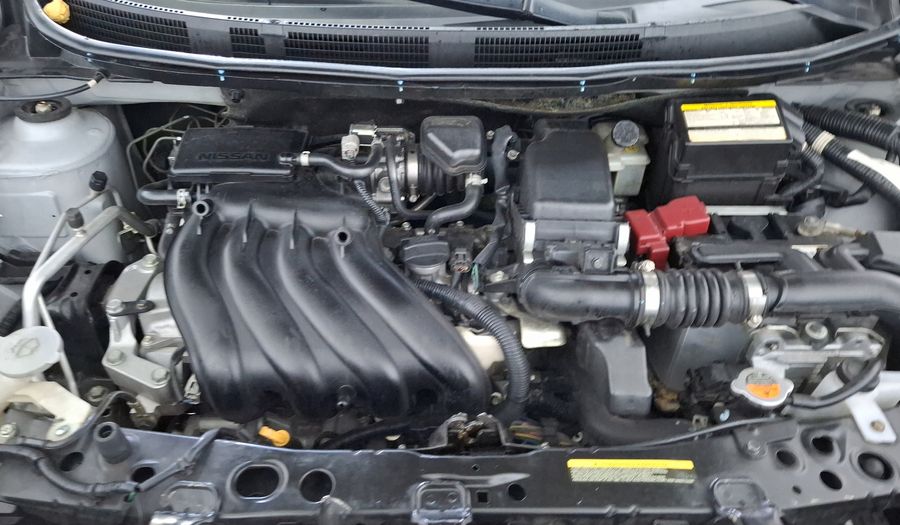 Nissan Versa 1.6 ADVANCE TA AC Sedan 2016