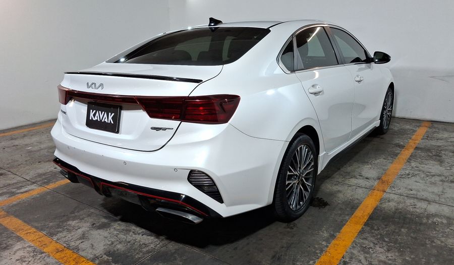Kia Forte 1.6 GT DCT Sedan 2024
