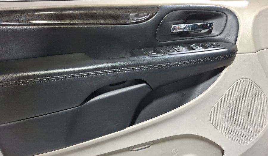 Dodge Grand Caravan 3.6 SXT Minivan 2019