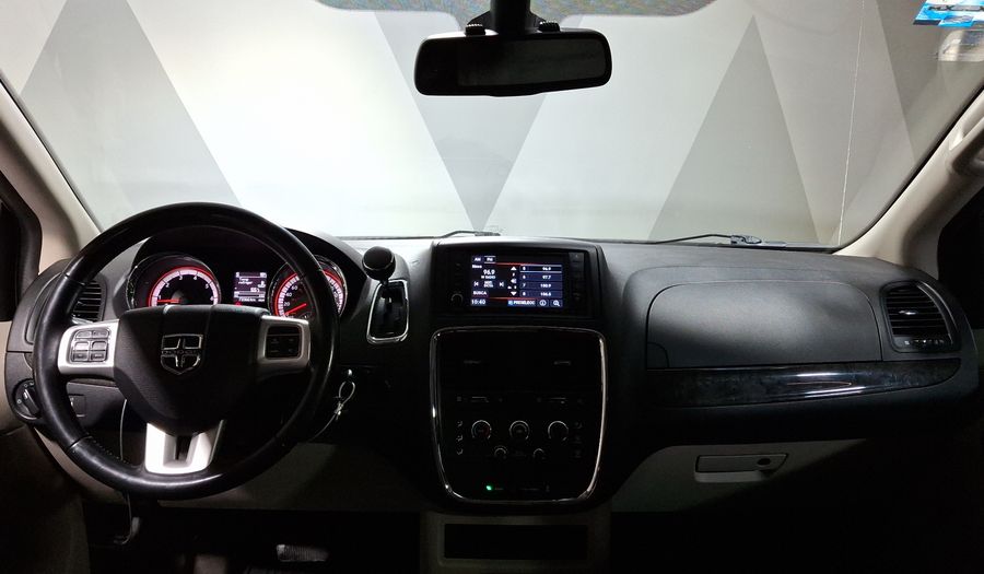 Dodge Grand Caravan 3.6 SXT Minivan 2019