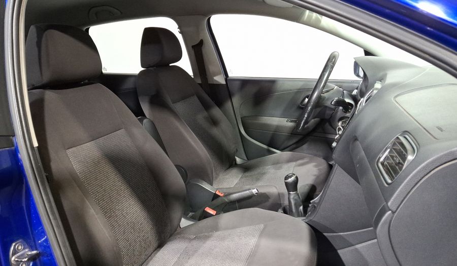 Volkswagen Polo 1.6 COMFORTLINE PLUS Hatchback 2020