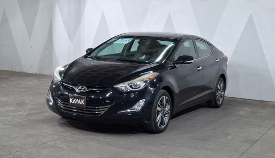 Hyundai • Elantra