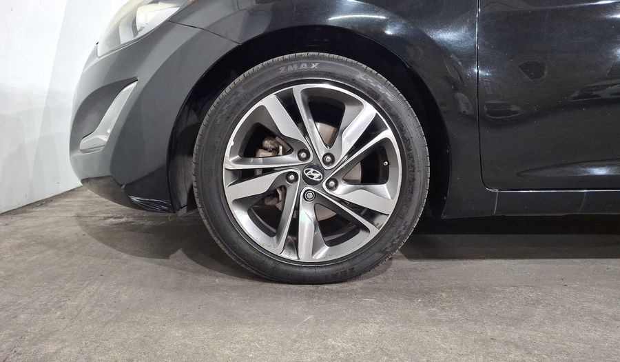 Hyundai Elantra 1.8 LIMITED TECH NAVI AT Sedan 2016