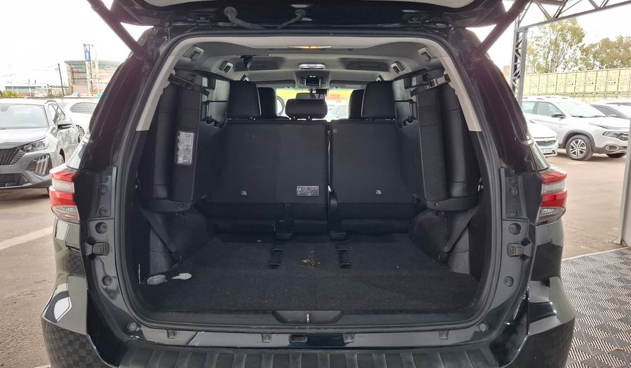 Toyota Sw4 2.8 TDI SRX AUTO 4WD Suv 2023