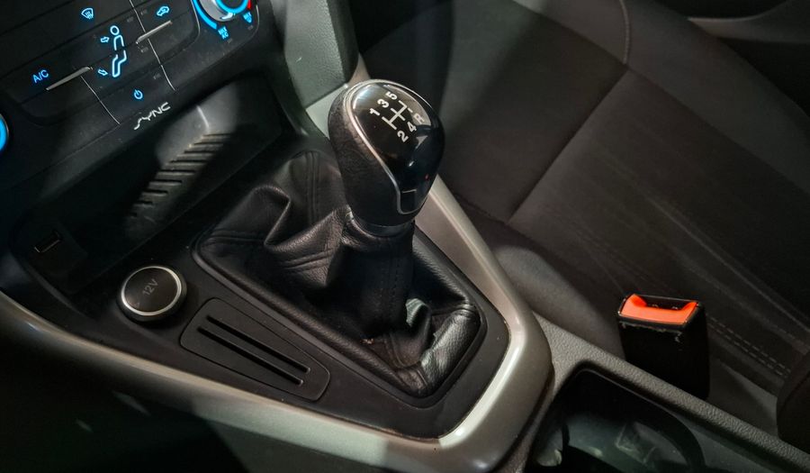 Ford Focus Iii 1.6 S Hatchback 2017