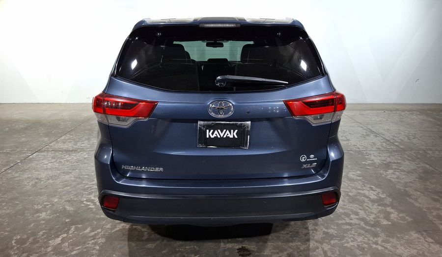 Toyota Highlander 3.5 XLE Suv 2017