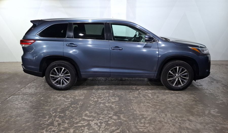 Toyota Highlander 3.5 XLE Suv 2017