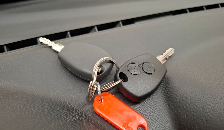 Renault Clio 1.1 DYNAMIQUE Hatchback 2016