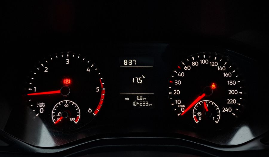 Volkswagen Amarok 2.0 TDI 140CV TRENDLINE 4X2 Pickup 2019
