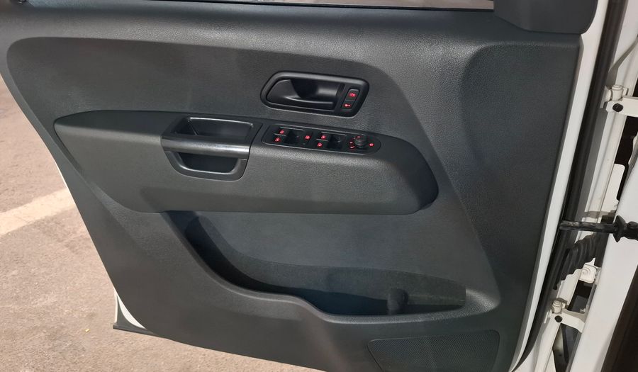 Volkswagen Amarok 2.0 TDI 140CV TRENDLINE 4X2 Pickup 2019