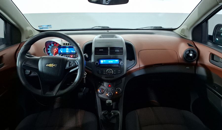 Chevrolet Sonic 1.6 MT D LT Sedan 2015