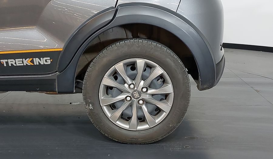 Fiat Mobi 1.0 TREKKING Hatchback 2024