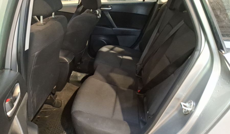 Mazda 3 1.6 SPORT V AUTO SRF Hatchback 2010