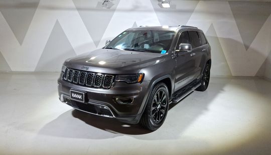 Jeep • Grand Cherokee