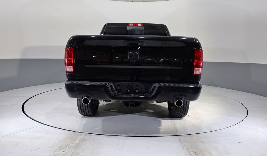 Ram 1500 5.7 CREW CAB SLT TRABAJO 4X4 V8 8 AUTO Pickup 2023